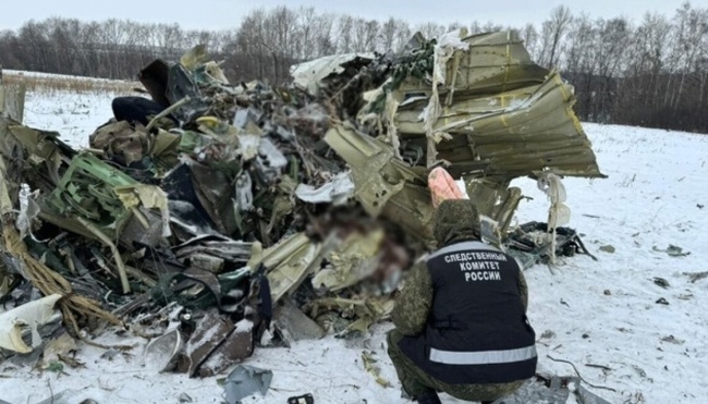 Hội đồng Bảo an LHQ họp khẩn về vụ tai nạn máy bay của Nga; Ông Zelensky tuyên bố 'nóng'- Ảnh 1.