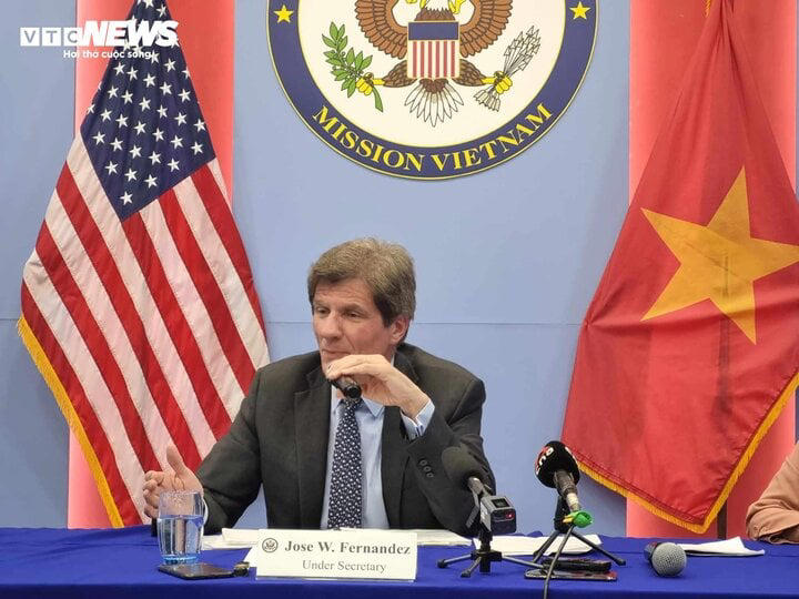 Thứ Trưởng Ngoại Giao Mỹ: Việt Nam Có Lợi Thế Cạnh Tranh Trong Chuỗi Cung ứng