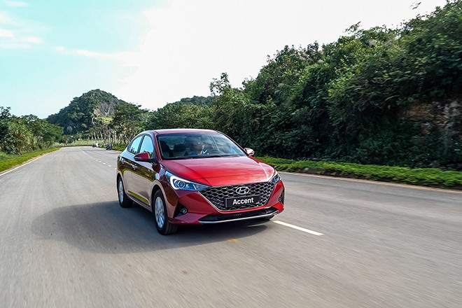 Giá xe Hyundai Accent niêm yết và lăn bánh tháng 2/2024 - 14