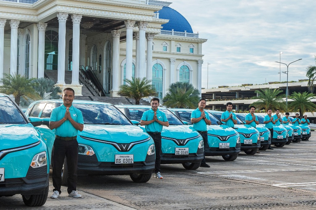 Taxi điện Xanh SM khai trương dịch vụ tại Lào, hướng ra thị trường Đông Nam Á - Ảnh 2.