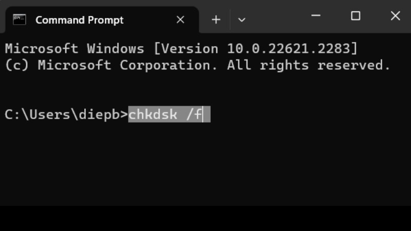 Nhập và nhấn Enter cho dòng lệnh chkdsk /f