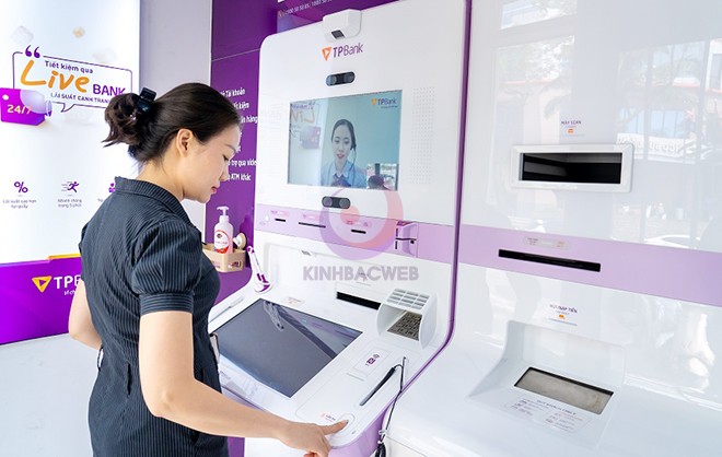 Thêm tính năng nhận diện khuôn mặt tại ngân hàng tự động duy nhất tại Việt Nam - Báo Công an Nhân dân điện tử