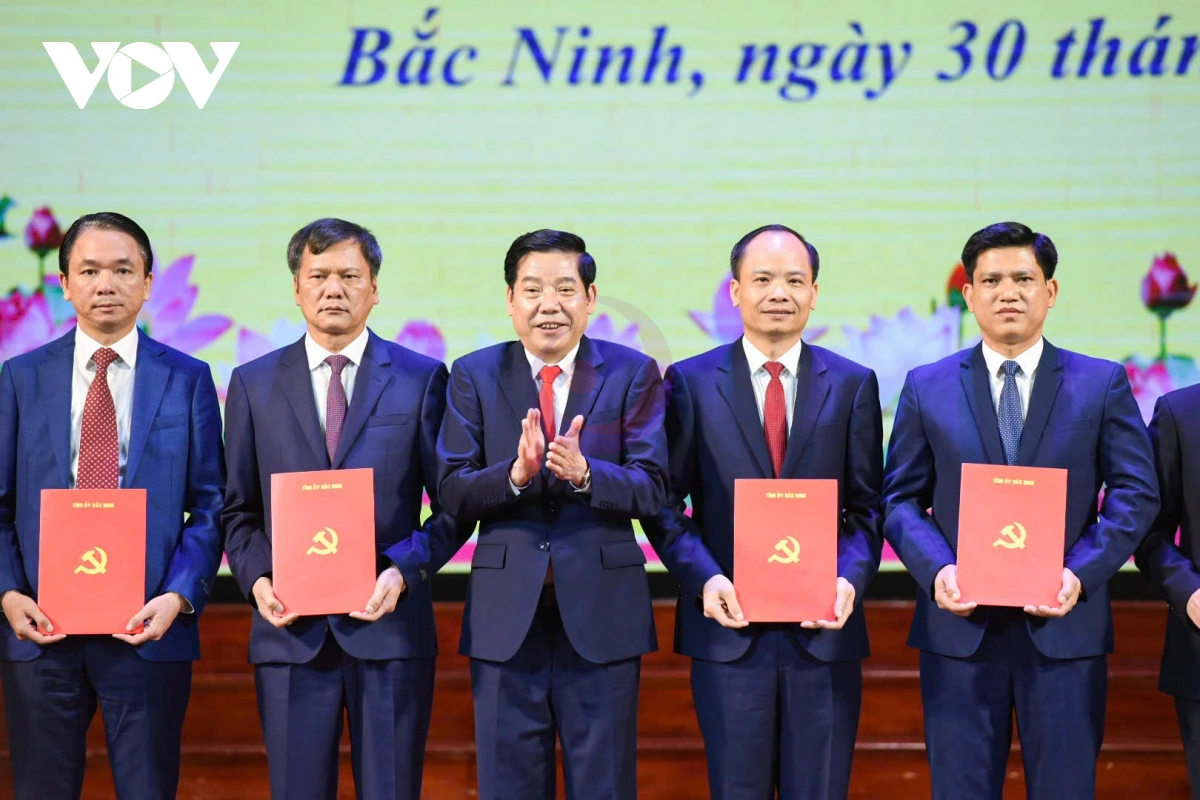 Toàn cảnh buổi lễ công bố quyết định thành lập 99 xã, phường tỉnh Bắc Ninh mới